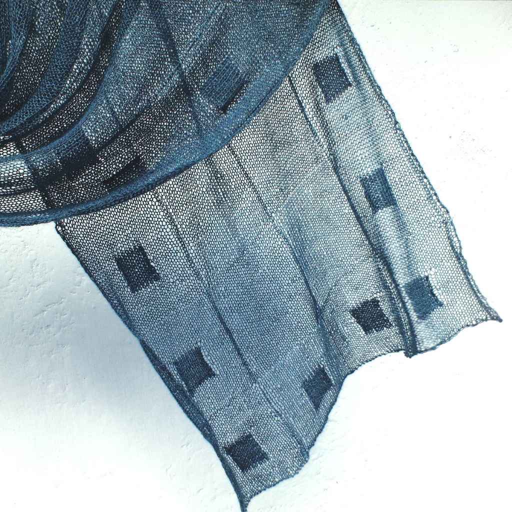 Hinterm Stein Pattern Tuch Quadri Strickanleitung - Hinterm Stein (PDF) Lieblingsgarn