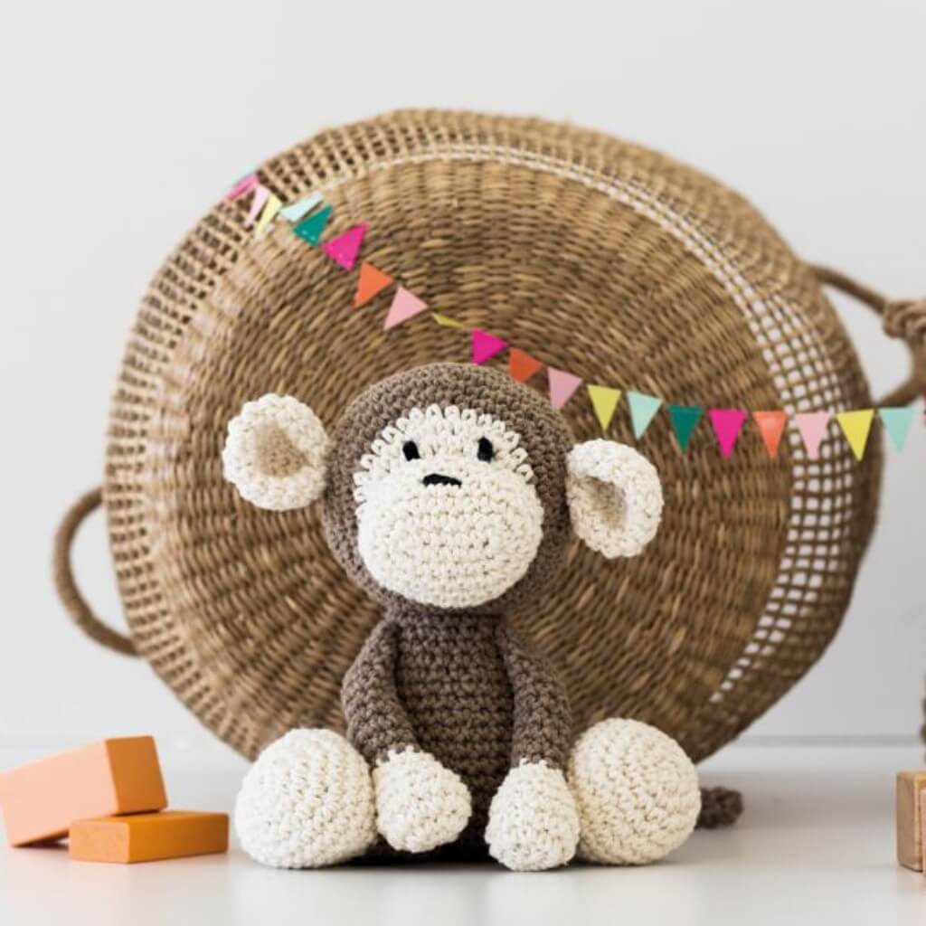 Hoooked Amigurumi Häkelset Monkey Mace Lieblingsgarn