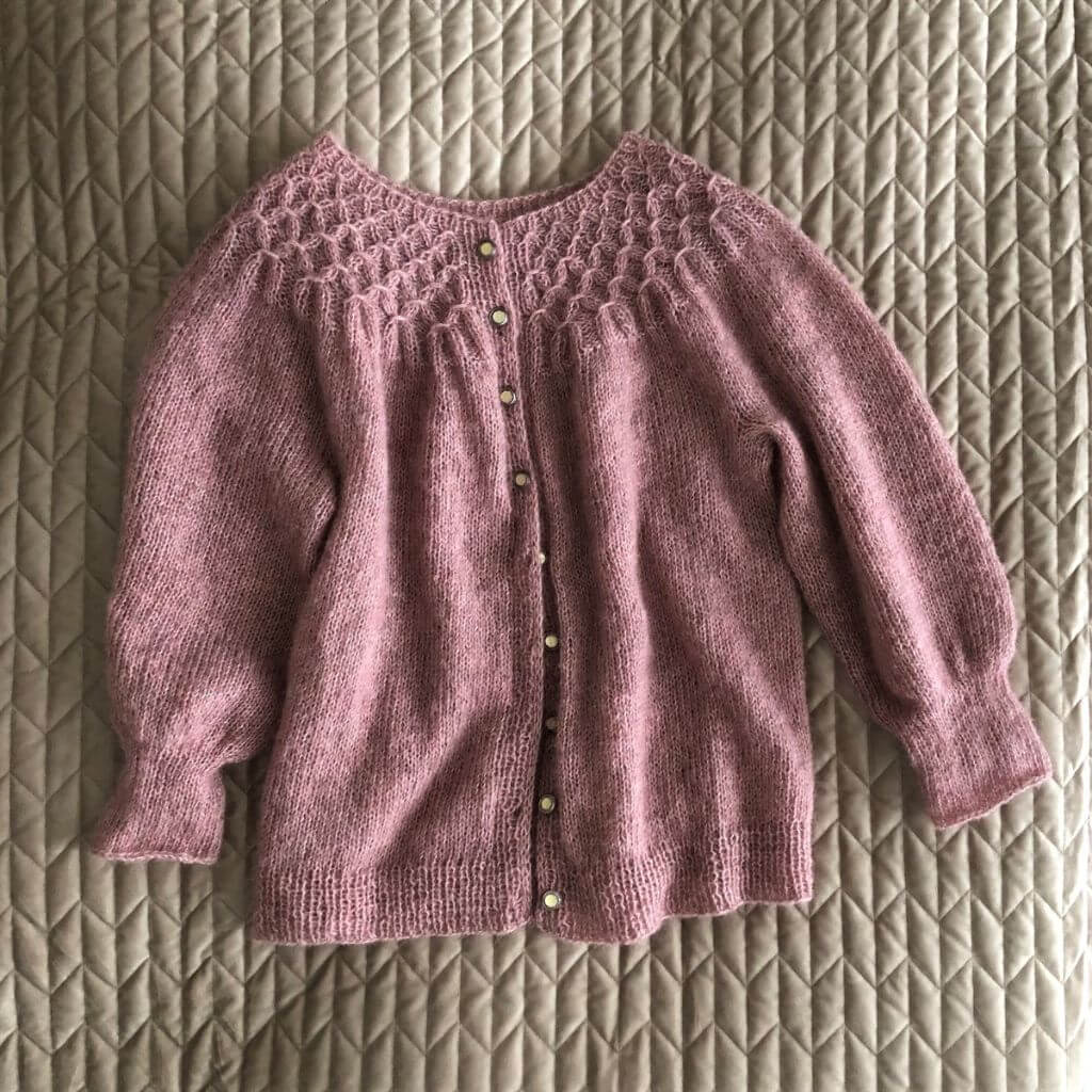 CaMaRose Susans Strickjacke Strickanleitung - CaMeRose (PDF) Lieblingsgarn