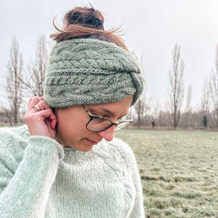 Carolin Balmes Pattern Ricardas Cable Headband Strickanleitung - Carolin Balmes (PDF) Lieblingsgarn