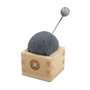 Cohana Masu Mini Nadelkissen mit Nadel