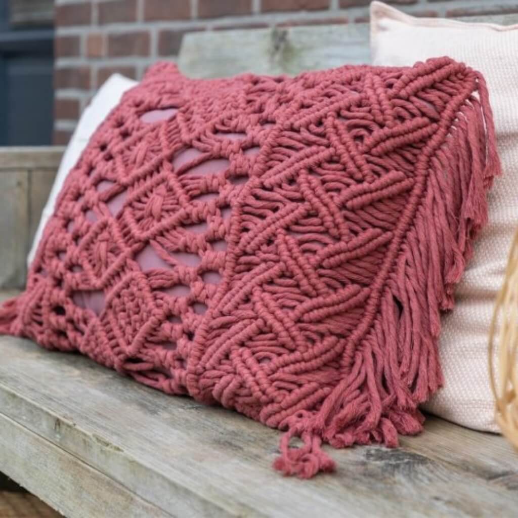 Daring Diamonds Kissen Durable Rope (PDF) Lieblingsgarn