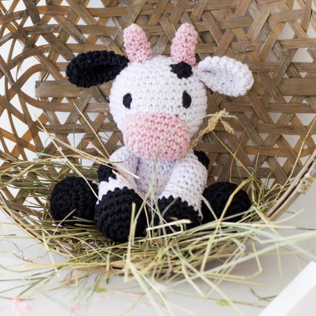 Hoooked Amigurumi Kuh Kirby Häkelset - Hoooked Lieblingsgarn