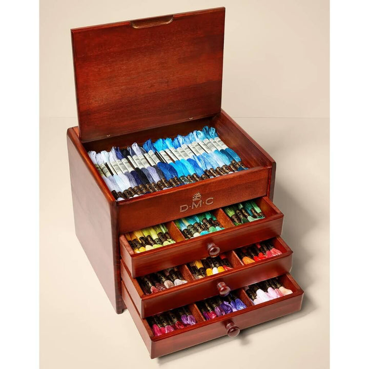 DMC DMC Kleine Vintage Box mit 120 Strängchen von Mouliné-Garn Lieblingsgarn
