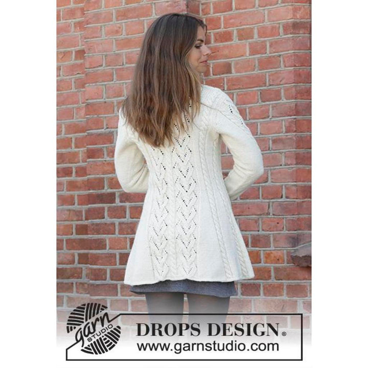 Ice Dancer Taillierte Strickjacke mit Schalkragen Strickanleitung - Drops Design (PDF)