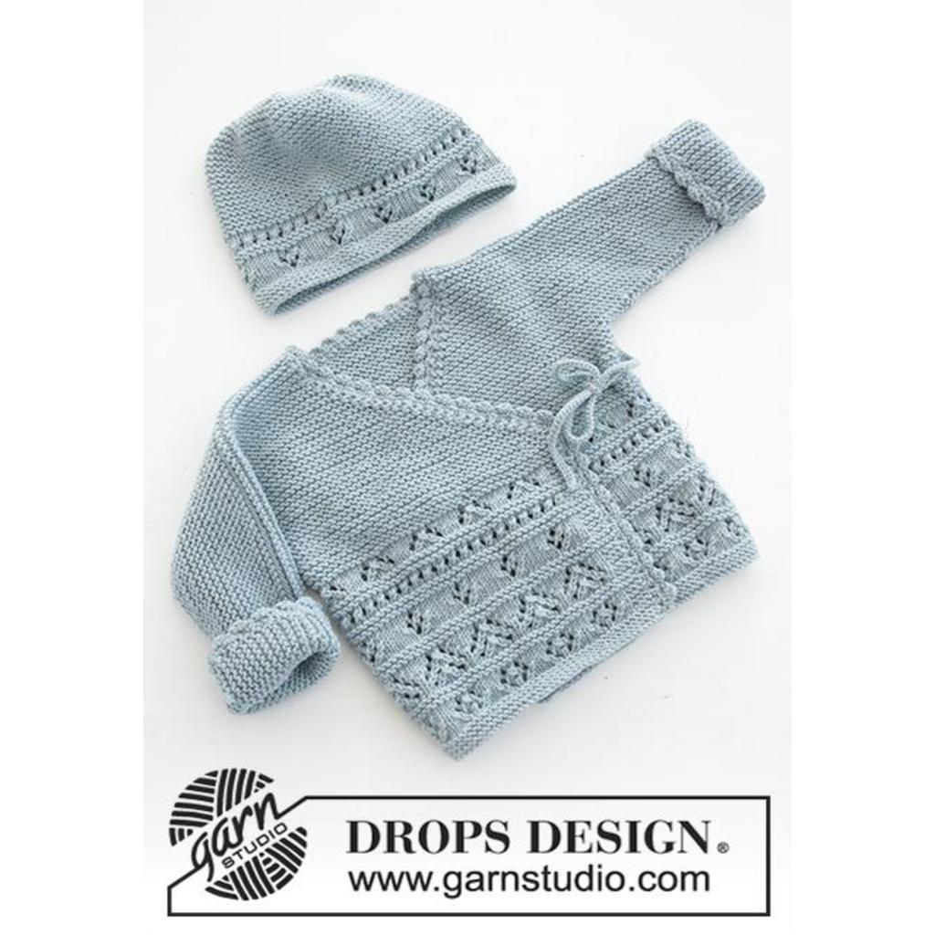 Baby Jacke mit Schühchen im Lochmuster Strickanleitung - Drops Design (PDF) bei bei Lieblingsgarn