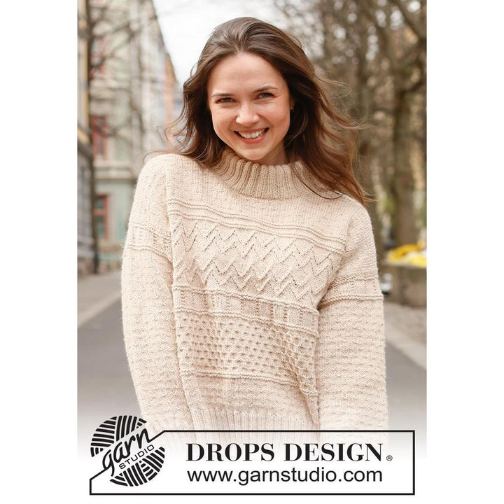 Pullover mit Reliefmuster und doppelter Halsblende Strickanleitung - Drops Design (PDF) bei bei bei Lieblingsgarn