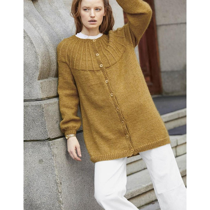 Jacke mit Rundpasse im Halbpatent Strickanleitung - Sandnes Garn / Liv Stangeland (PDF) bei bei Lieblingsgarn