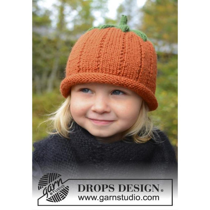 Sweet Pumpkin Kürbismütze Strickanleitung - Drops Design (PDF) bei Lieblingsgarn