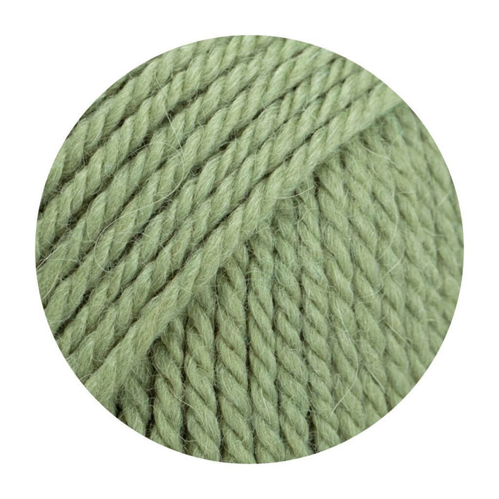 Drops Design 8918 moss green Drops Nepal 50 g Lieblingsgarn