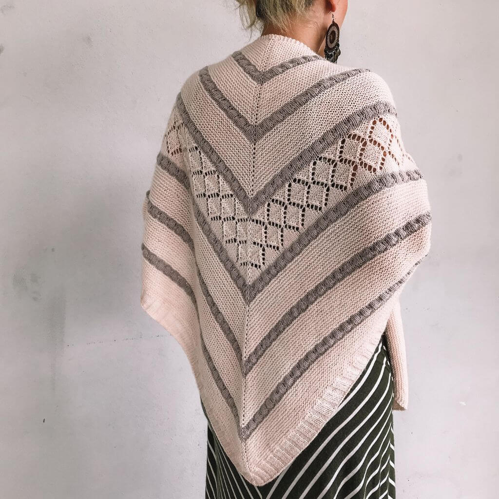 Katharina Lehmann Pattern Dreieckstuch Feeling Peachy Strickanleitung - Rina Lehmann (PDF) Lieblingsgarn