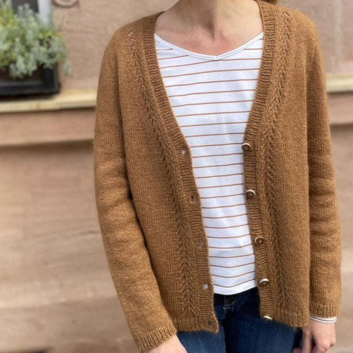 Strickauszeit Mella Cardigan Strickanleitung - Strickauszeit (PDF) Lieblingsgarn