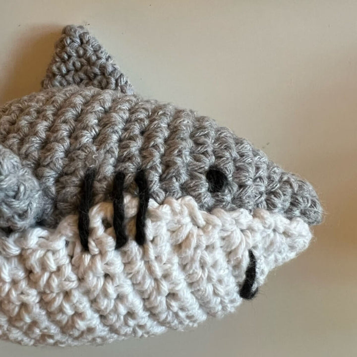 Hoooked Hoooked DIY Amigurumi Shark Maverick Lieblingsgarn