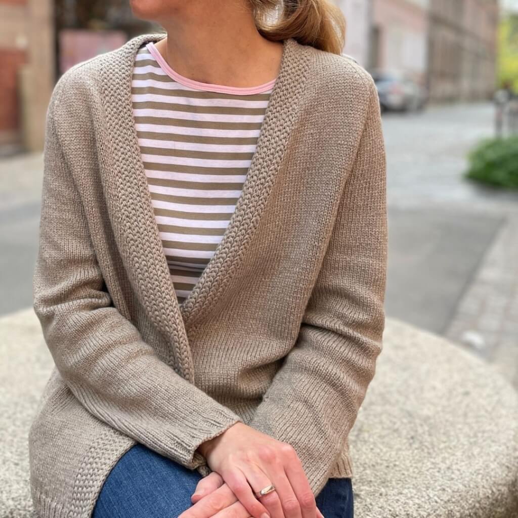 Strickauszeit Penna Cardigan Strickanleitung - Strickauszeit (PDF) Lieblingsgarn