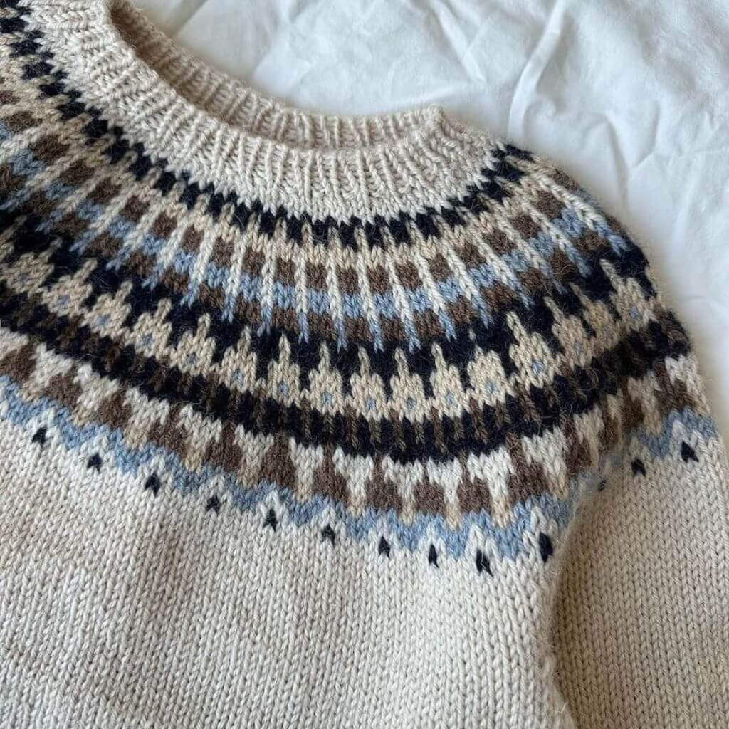 PetiteKnit Pattern Kinderpullover Celeste Sweater Junior Strickanleitung - PetiteKnit (Heft) Lieblingsgarn