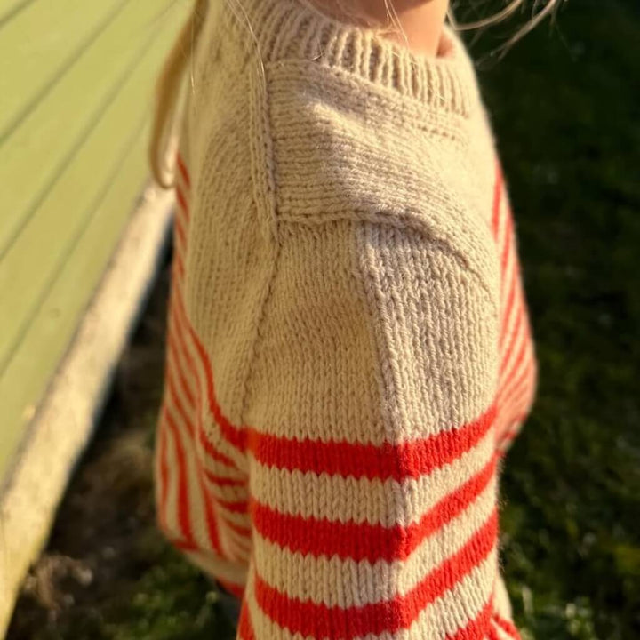 PetiteKnit Pullover Lyon Sweater Junior Strickanleitung - PetiteKnit (Heft) Lieblingsgarn