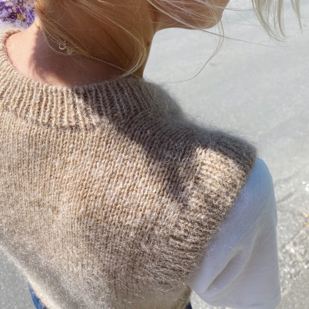 PetiteKnit Pattern Stockholm Pullunder V-Ausschnitt Strickanleitung - PetiteKnit (Heft) Lieblingsgarn