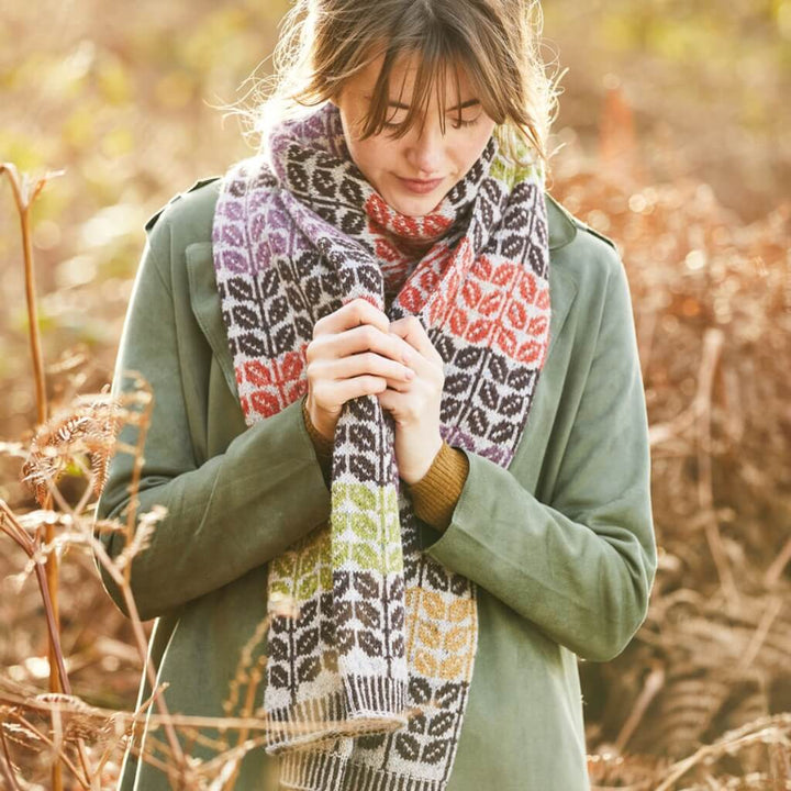 Rowan Felted Tweed Scree Schal - Rowan Magazin 74 Lieblingsgarn