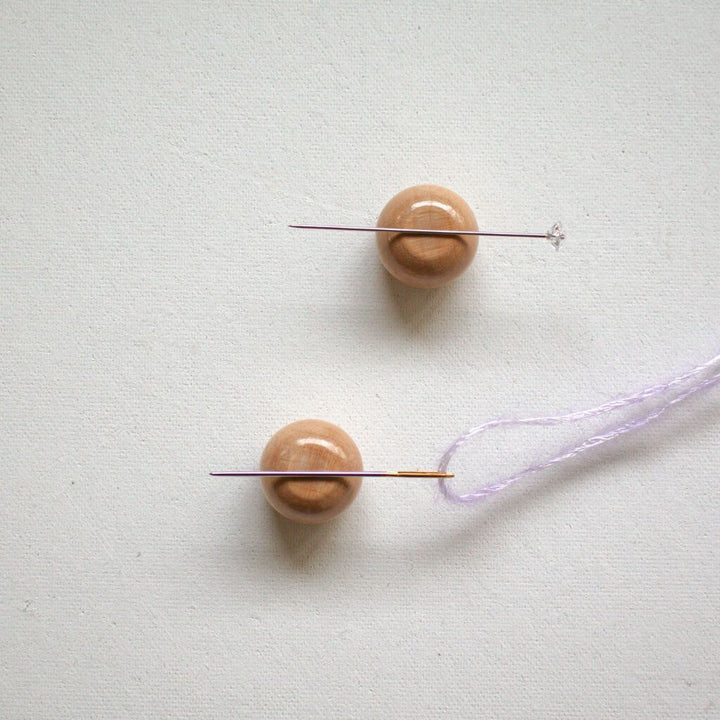 Seeknit Stecknadel-Magnet aus Holz