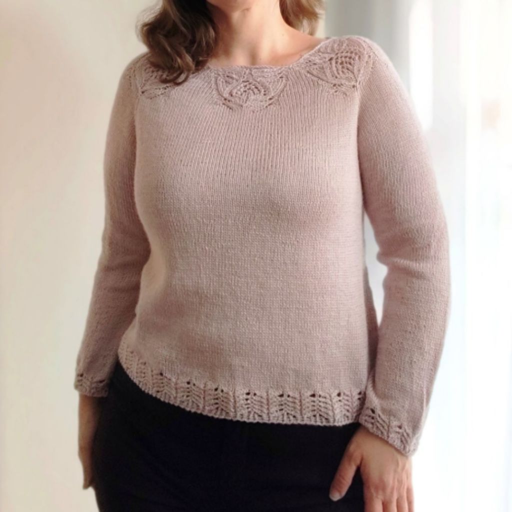 Miene Knits Shirt Roselle Bloom Tee Strickanleitung – Produktansicht bei bei bei bei bei bei bei bei bei bei Lieblingsgarn