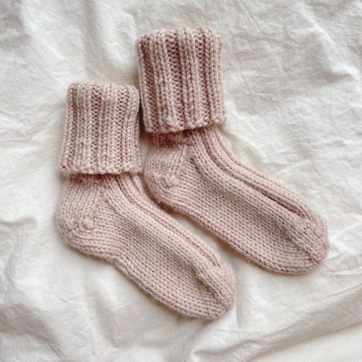 PetiteKnit Pattern Kindersocken Sunday Socks Junior Strickanleitung - PetiteKnit (Heft) Lieblingsgarn