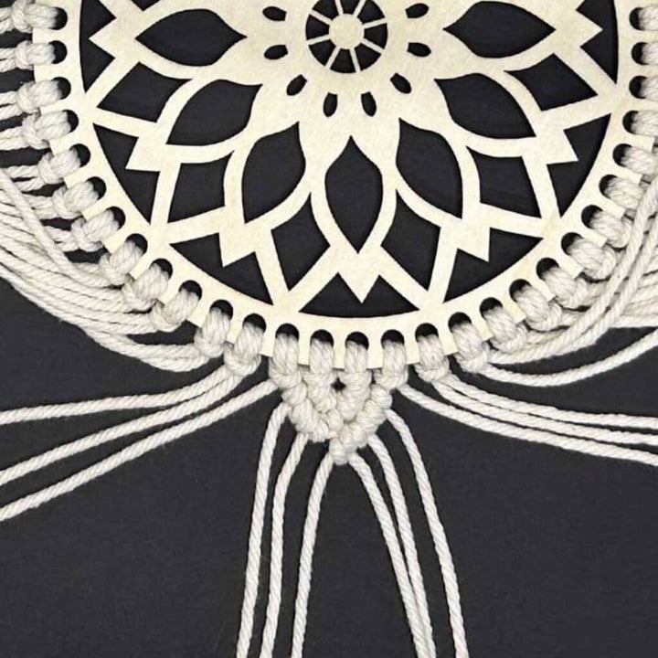 Topp Mindful Mandala - Makramee-Knüpf-Set: Wandbehang Lieblingsgarn