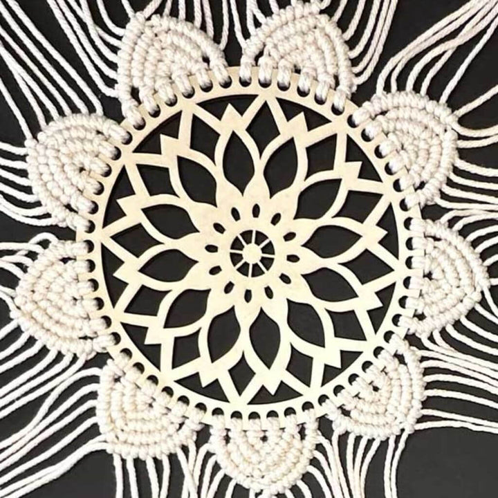 Topp Mindful Mandala - Makramee-Knüpf-Set: Wandbehang Lieblingsgarn