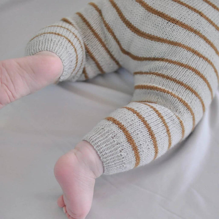 Yndestrikk Yndestrikk Theos Babydress (PDF) Lieblingsgarn