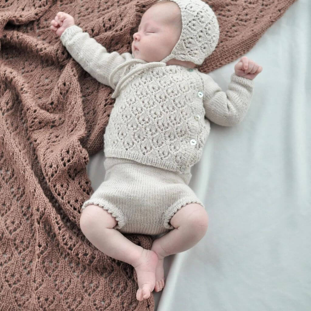 Yndestrikk Yndestrikk Yndig Babydecke (PDF) Lieblingsgarn