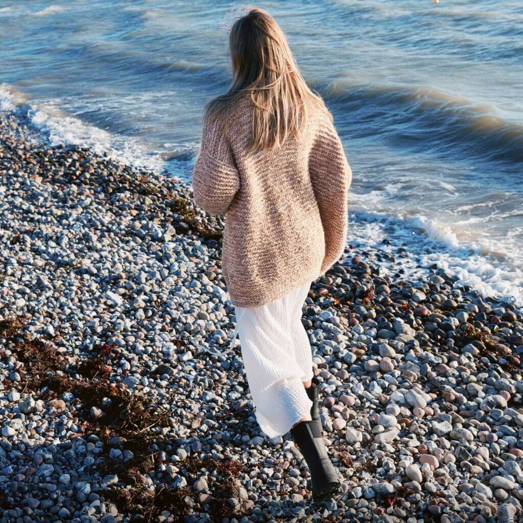 Cardigan Natural Alpaca Pelo - Lana Grossa Nordic Knits Modell 15 Lieblingsgarn