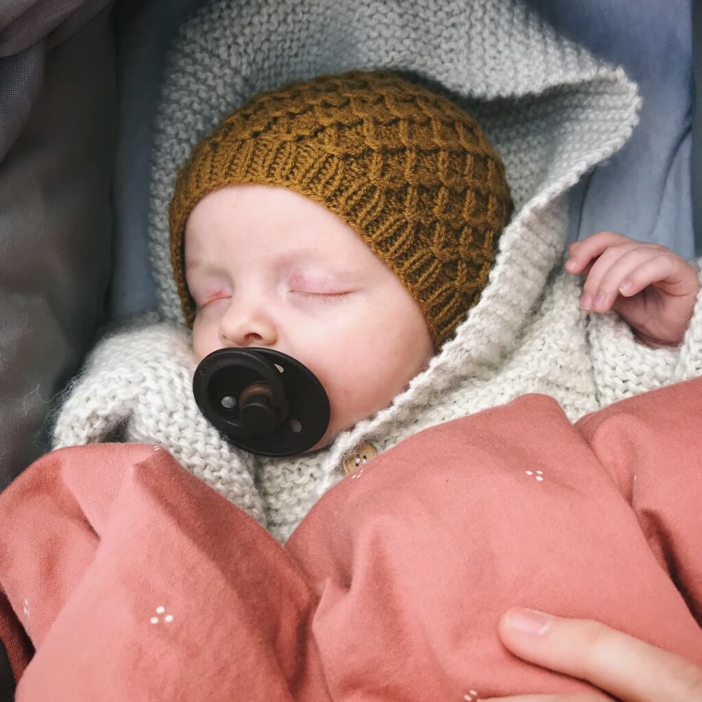 PetiteKnit Karens Haube Lieblingsgarn