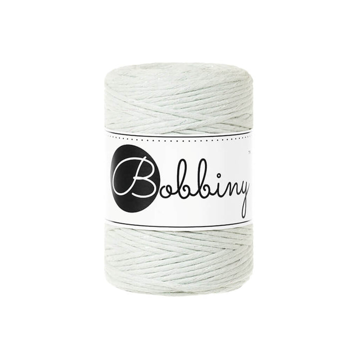 Bobbiny Makramee Garn 1,5 mm Glossy Milky Green Lieblingsgarn
