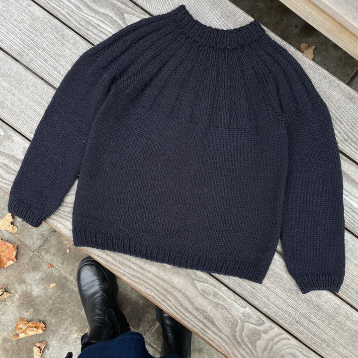 PetiteKnit Haralds Sweater - Junior Lieblingsgarn