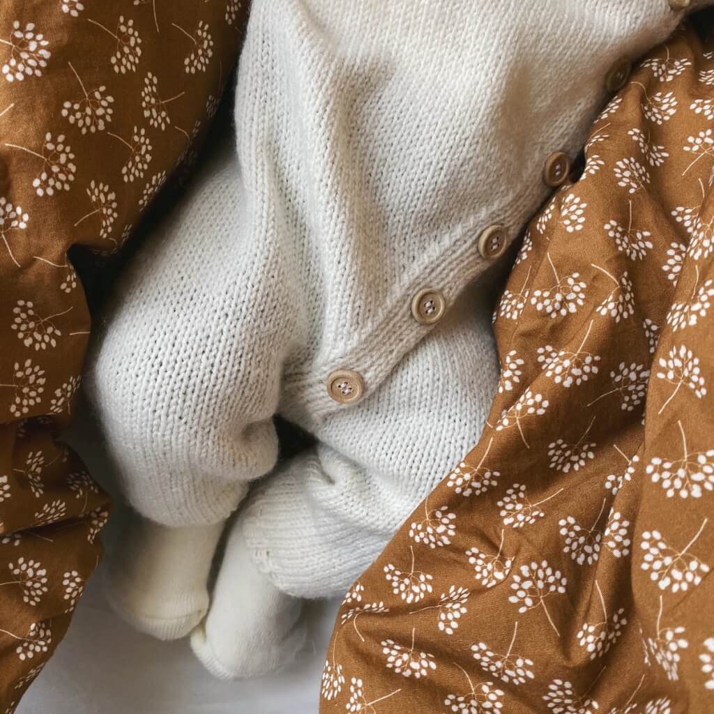 PetiteKnit Monday Suit Lieblingsgarn