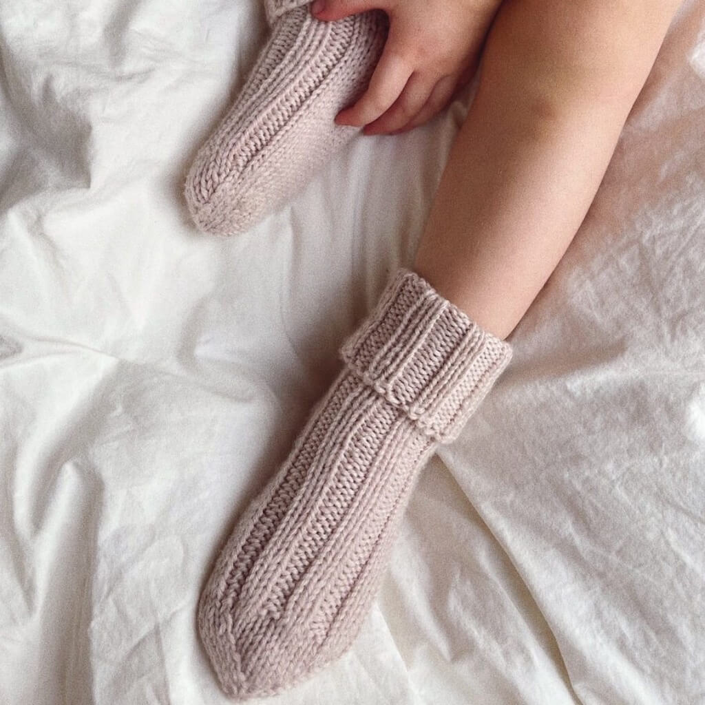 Petiteknit Sunday Socks Junior Lieblingsgarn