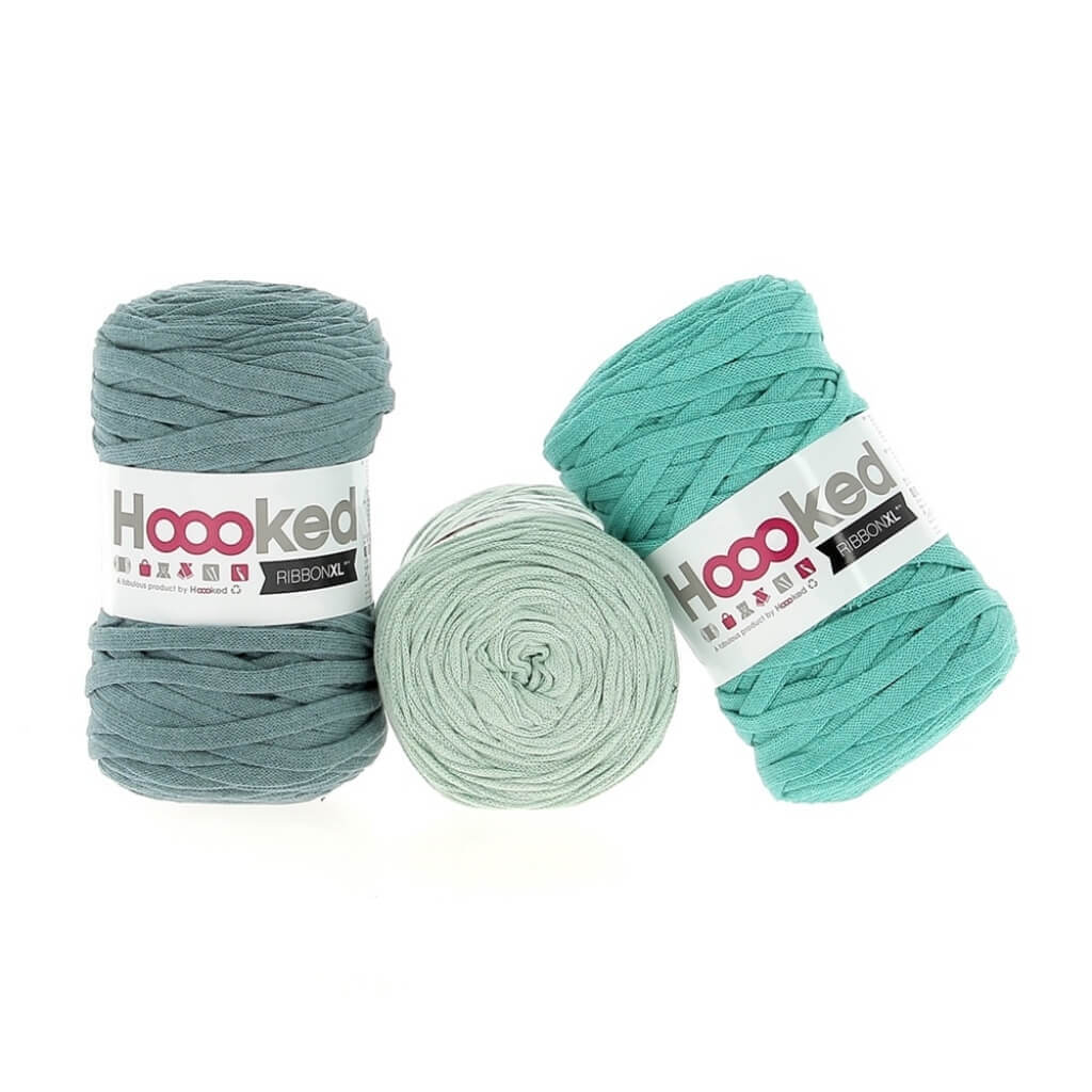 Hoooked Set aus 3 Rollen RibbonXL Catchy Spring Lieblingsgarn